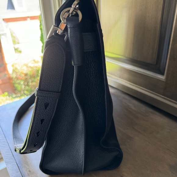 Authentic YSL Sac De Jour North/South - Picture 4 of 11